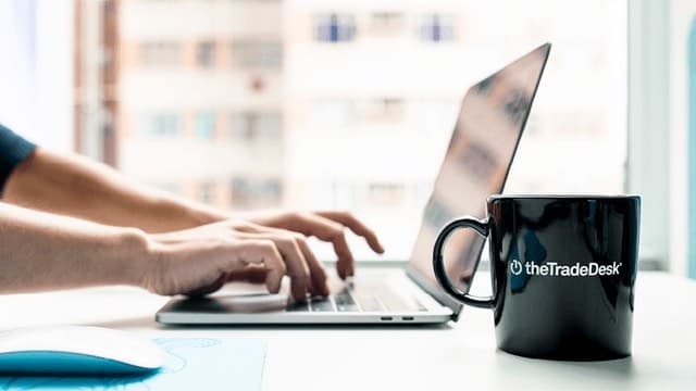 Supercharge Web Dev: Builder.io & AI Tools